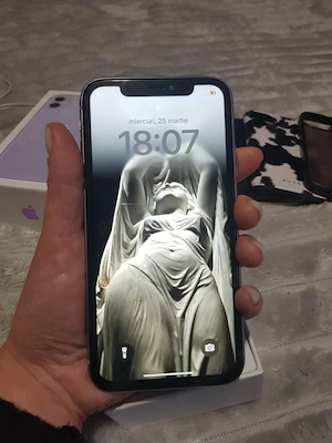 Vând iPhone 11  - imagine 5