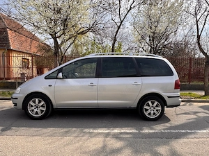 Volkswagen Sharan 2009 4X4 1.9 TDI 7 Locuri Cutie Manuala 6+1 Viteze - imagine 5