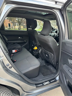 Dacia Bigster Extreme Hybrid 155 - imagine 9