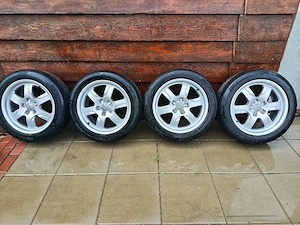 Jante vw,skoda,seat, audi 5x112 16 anvelope 205 55 16, foarte bune 6-7mm