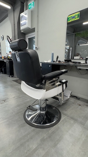 scaun frizer barber profesional  - imagine 2