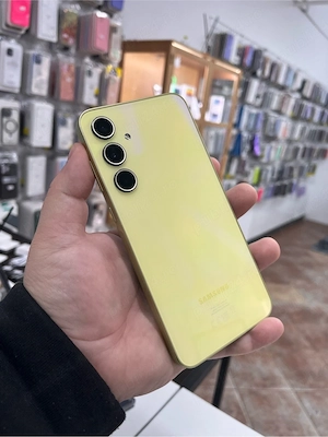 Samsung Galaxy A35 5G   Garantie     128 Gb   6 Gb ram + extensie 