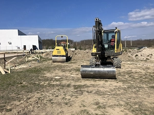 Caut operator excavator 3 zile   săptămână 