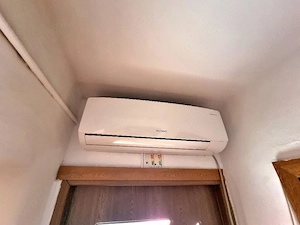 Proprietar ofer spre inchiriere ap.2 cam.decomandate mobilate utilate complect,climatizate 60 mp.  - imagine 3