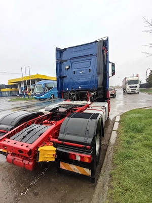 mercedes actros - imagine 5