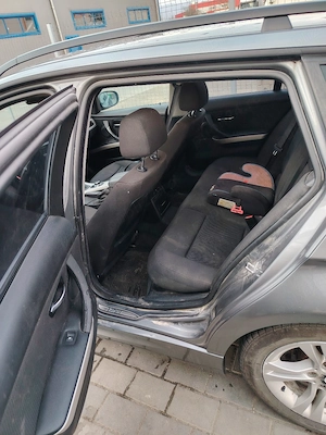 vand BMW e91 - imagine 5