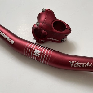 Pipa Spank Spike Race 2 si ghidon bicicleta Race Face Turbine