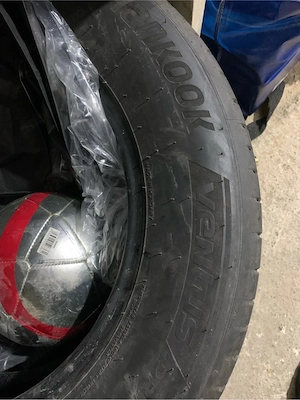 Anvelope vara Hankook Ventus prime4 215/65/R17 900km - imagine 5