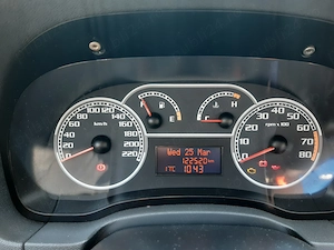 Fiat Albea din 2007 - imagine 8