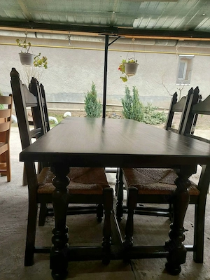 Set Masă din Lemn Masiv de Stejar + 6 Scaune cu Șezut din Paie