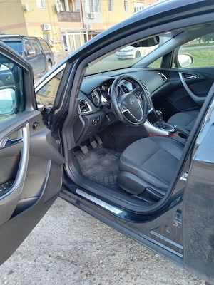 Astra j Sport Tourer - imagine 5