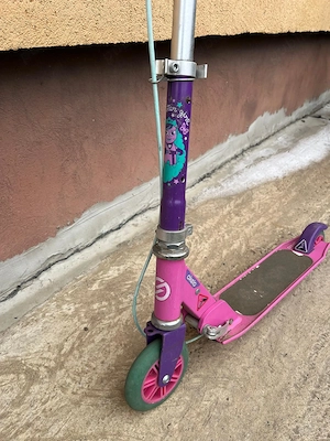 Trotineta Oxelo culoare mov roz copii 4 - 6 ani