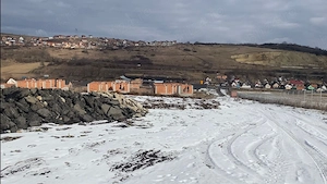 Teren de vanzare in Sura Mare -678mp -fundatie turnata+proiect casa - imagine 3