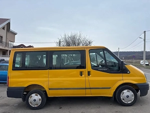 Ford Transit 9 locuri - imagine 2