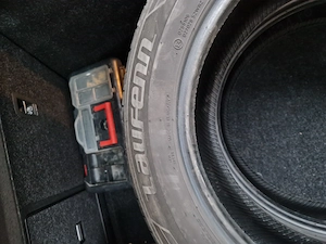 Vând 2 anvelope vara 215/60/17 - imagine 3