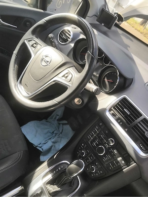 Vand Opel Meriva  - imagine 4