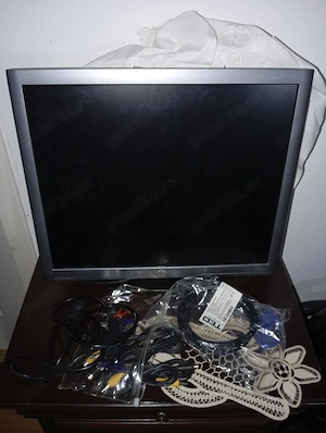 vănd monitor LCD HP Compaq 