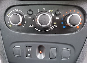 Logan 07.2021   dCi. Istoric service. Pilot automat, senzori parcare.Fiscal pe loc! - imagine 6