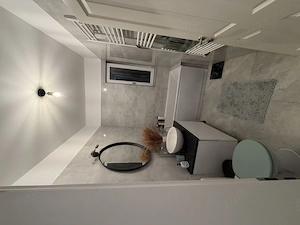 Închiriez apartament cu 3 camere - imagine 7