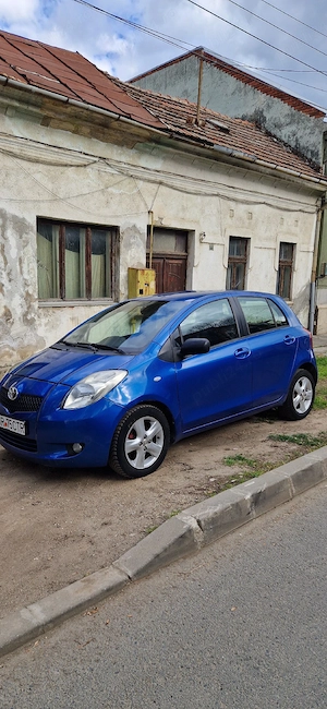Toyota Yaris  - imagine 8
