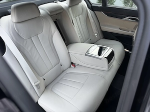 BMW 745e plug in hybrid 396cp inmatriculata 2026 - imagine 2