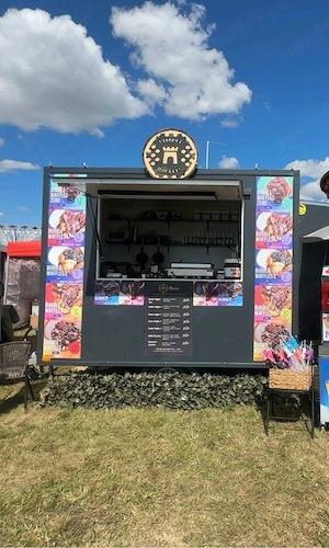 Rulota street food complet echipata -Bubble Waffles -business la cheie