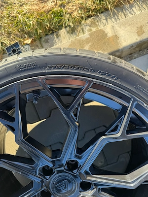 Vand jante Venom FlowForged R20 5x112 - imagine 5