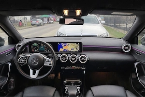 Mercedes A Class 220 4Matic - imagine 2