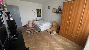 Vând apartament 2 camere confort 1 decomandat. - imagine 2