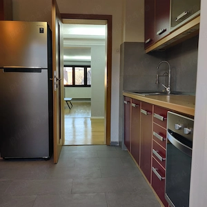 De inchiriat, la cheie, apartament 3 camere, etaj 2, sibiu, zona centrala - imagine 5