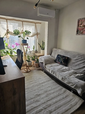 PROPRIETAR,  vand apartament 4 camere, et 2 Soarelui 