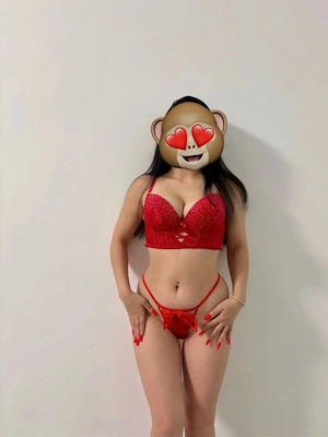 Hei noua aici 100% reala