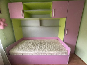 Dulap cu pat inclus + măsuță + veoză