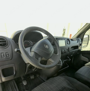 Vând Renault Master 2018 - imagine 4
