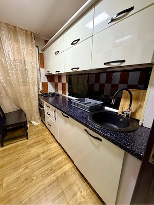 Inchiriez apartament doua camere impecabil - imagine 5