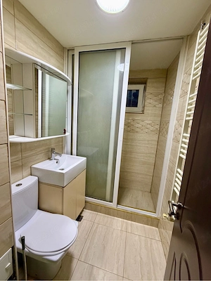 Inchiriez apartament doua camere impecabil - imagine 2