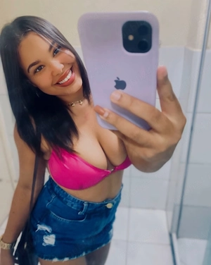 Andreea Brunetă Sexy 23 Anii!  - imagine 4