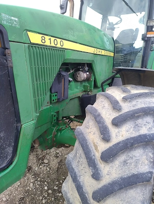 Tractor John Deere 8100 - imagine 3