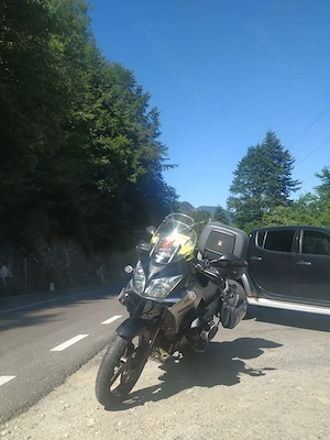 Vând  schimb Suzuki Vstrom 650 - imagine 3