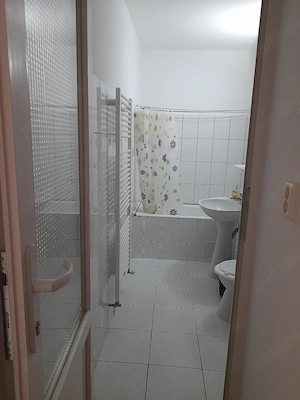 închiriez  - imagine 4