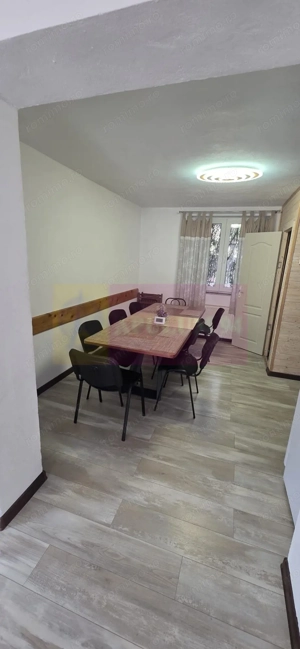 Vila de vânzare cu 8 camere și garaj in Busteni - imagine 7