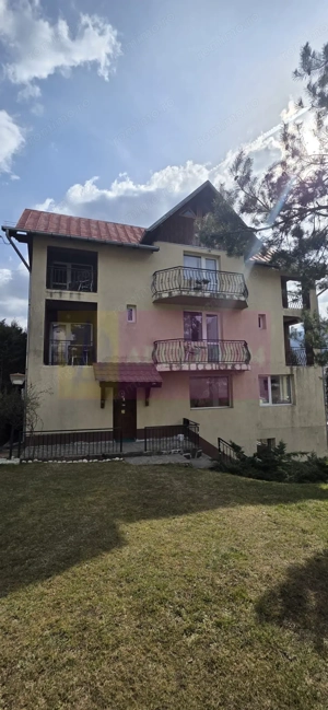 Vila de vânzare cu 8 camere și garaj in Busteni - imagine 2