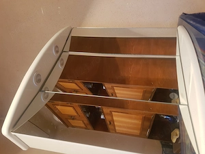 Dulap de baie cu oglindă iluminată 