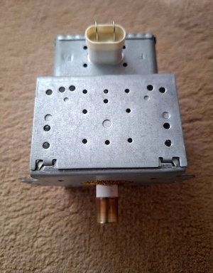 Magnetron original LG 2M167B-M47 codul de piesă LG 6324W1A008B 900W - imagine 5
