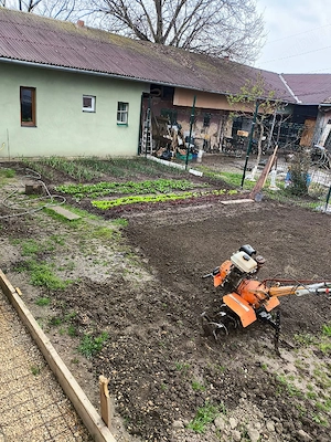 Amenajări peisagistice, gazon, pregătire teren cultura agricola 