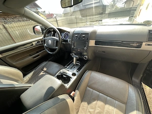 VW Touareg Individual 3.0 TDI V6   225CP   4x4   Full   Euro 4   2008 - imagine 5