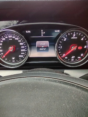 Vând Mercedes Benz E class  - imagine 2