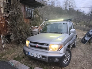 Vând Mitsubishi Pajero Pinin 3.0