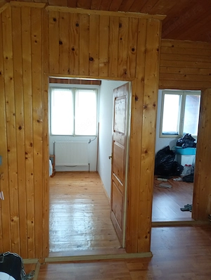 Casă cu 5 camere și teren de 1370 mp - imagine 8