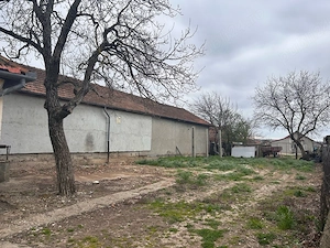 Vand casa cu 4 camere - imagine 5